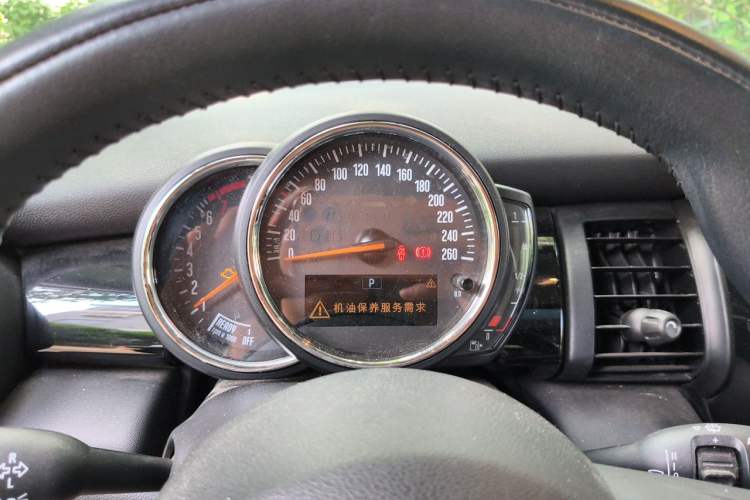 Used MINI 2018 1.5T ONE PLUS Five-Door Edition Instrument Cluster