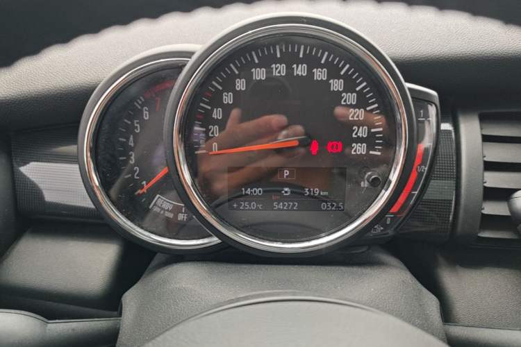 Used MINI 2018 1.5T COOPER Classic Edition Five-Door Version Instrument Cluster