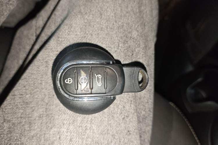 Used MINI 2018 1.5T ONE PLUS Interior 1