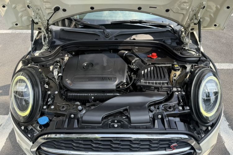 Used MINI 2018 2.0T COOPER S Classic Edition Interior 2
