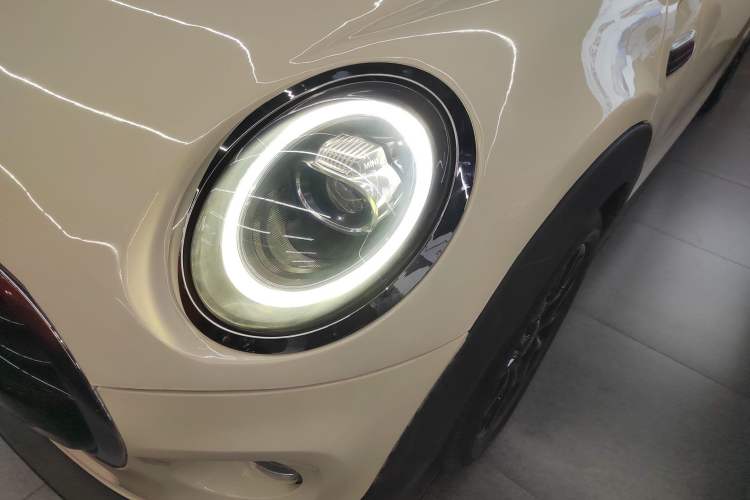 Used MINI 2018 1.5T COOPER Classic Edition Left Front Headlight