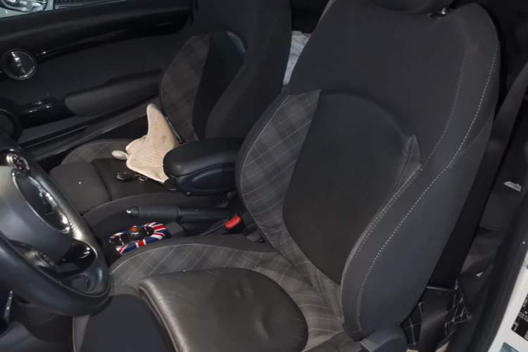 Used MINI 2018 1.5T COOPER Classic Edition Left Front Seat