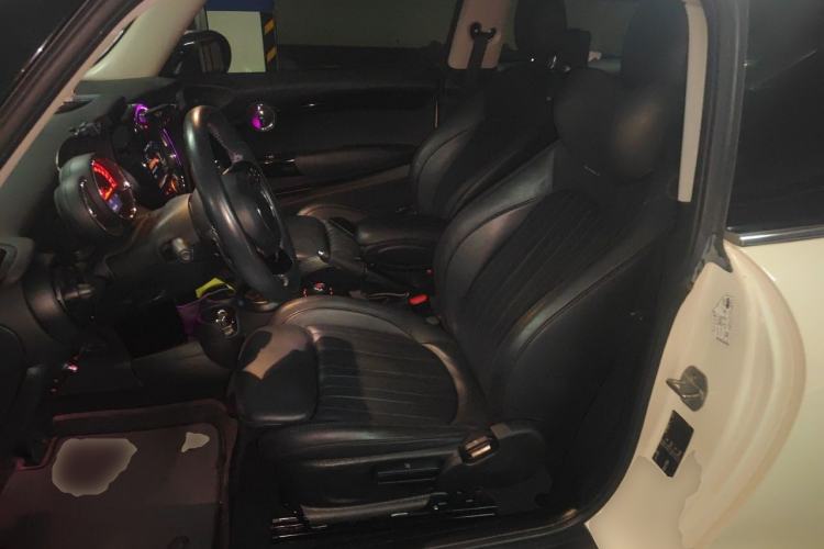 Used MINI 2018 2.0T COOPER S Artist Left Front Seat