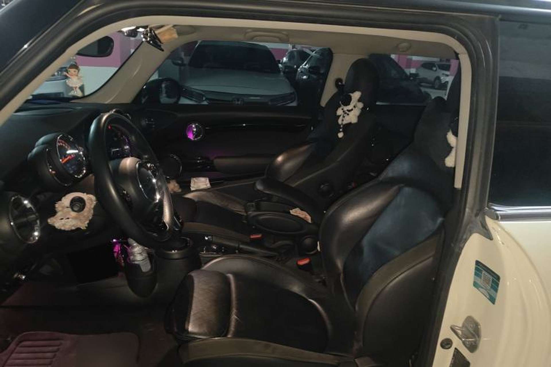 Used MINI 2018 1.5T COOPER Artist Left Front Seat