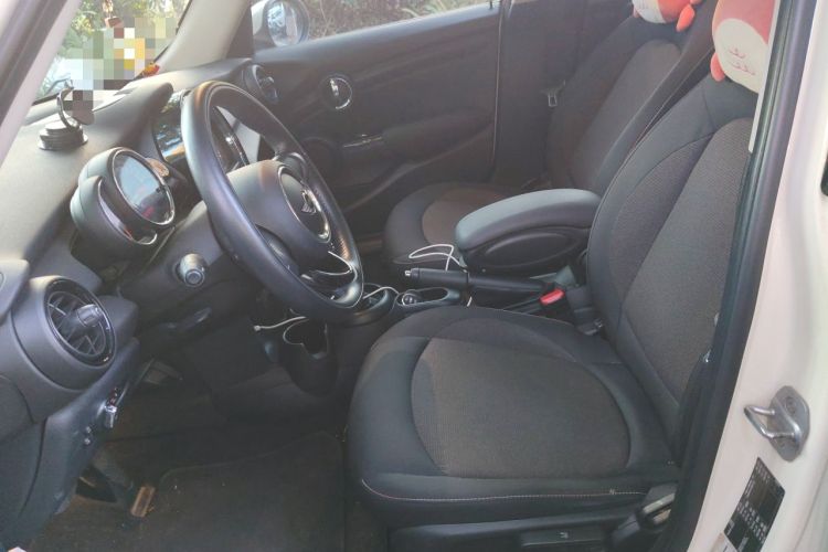 Used MINI 2018 1.5T ONE Five-Door Edition Left Front Seat