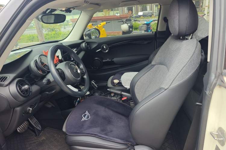 Used MINI 2018 1.5T COOPER Classic Edition Left Front Seat