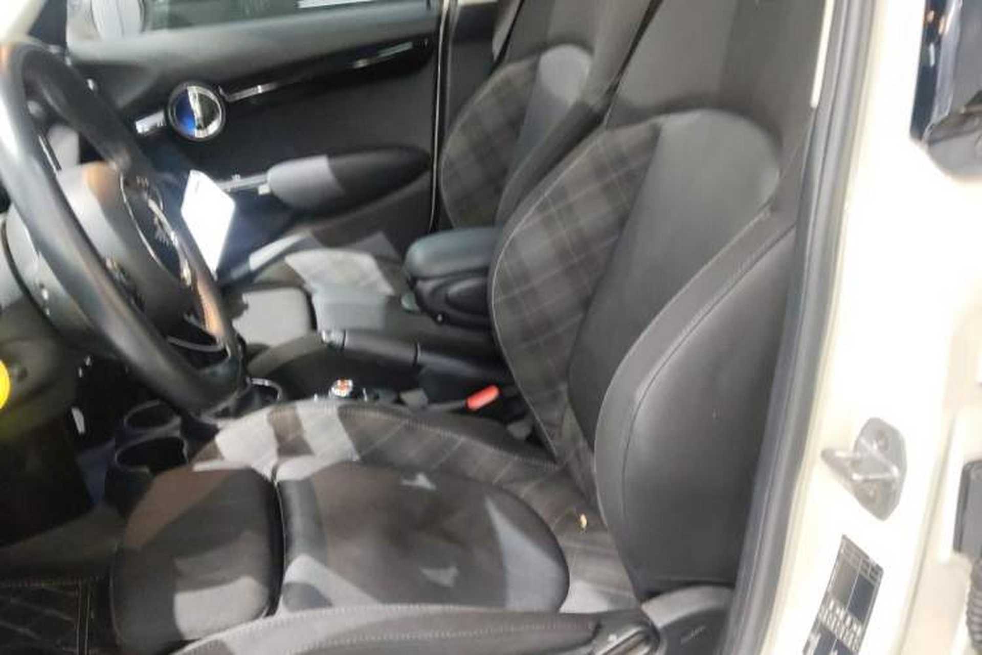Used MINI 2018 1.5T COOPER Classic Edition Five-Door Version Left Front Seat