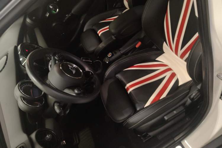Used MINI 2018 1.5T COOPER Classic Edition Five-Door Version Left Front Seat