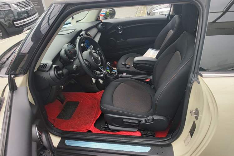 Used MINI 2018 1.5T ONE Left Front Seat