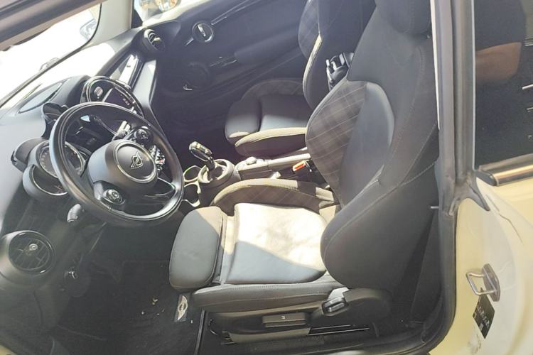 Used MINI 2018 1.5T COOPER Classic Edition Left Front Seat