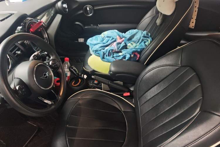 Used MINI 2018 1.5T ONE Left Front Seat