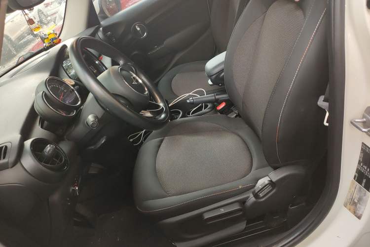 Used MINI 2018 1.5T ONE Five-Door Edition Left Front Seat