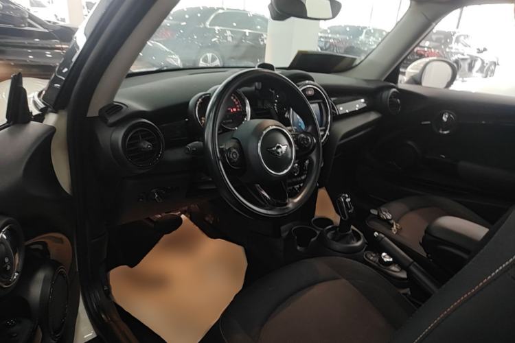 Used MINI 2018 1.5T ONE PLUS Left Front Seat