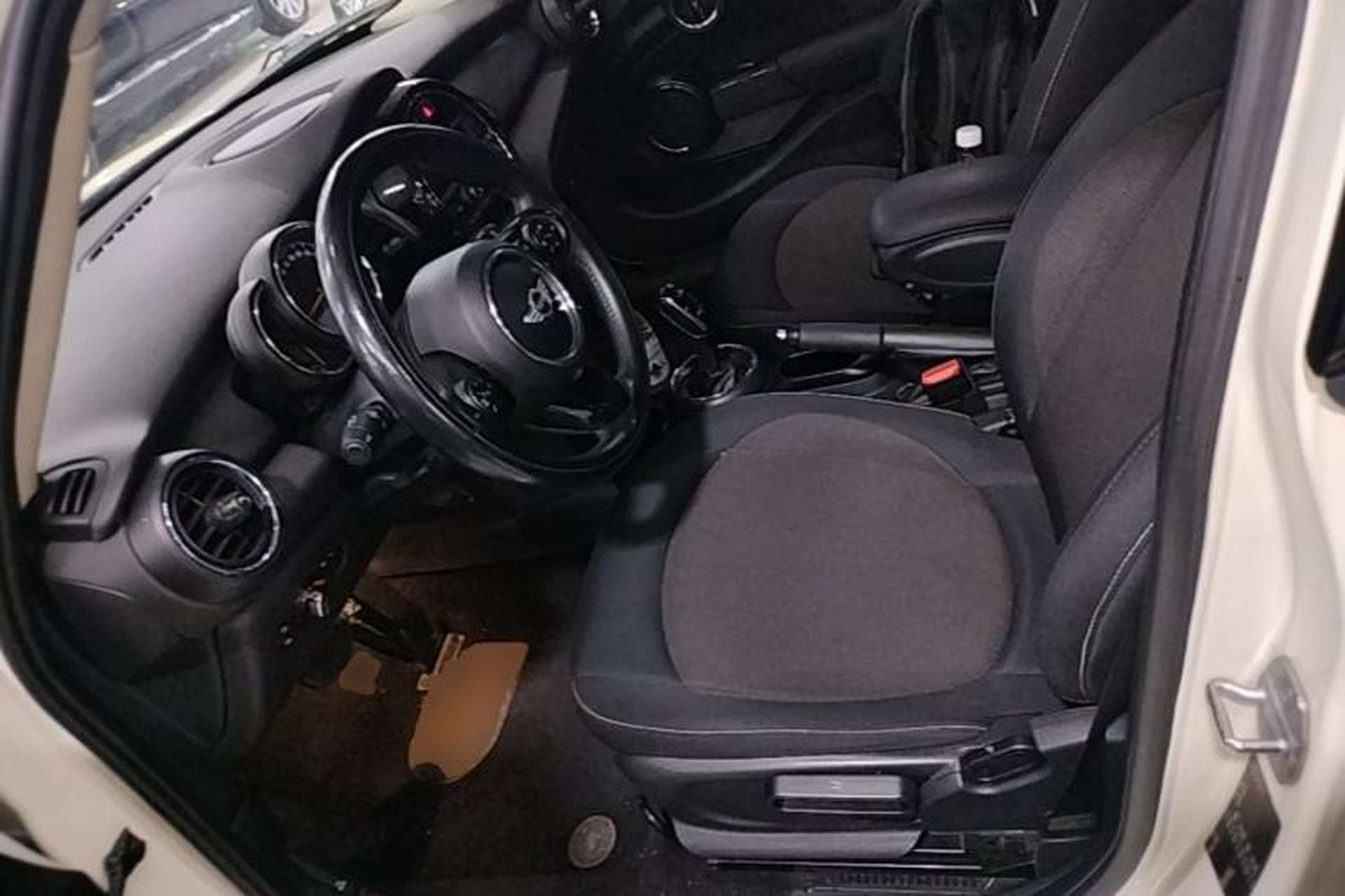 Used MINI  Left Front Seat
