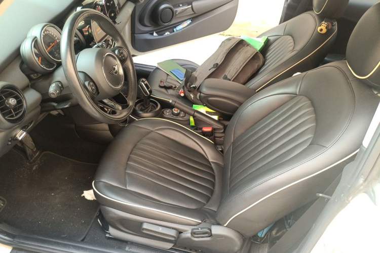 Used MINI 2018 1.5T ONE Left Front Seat