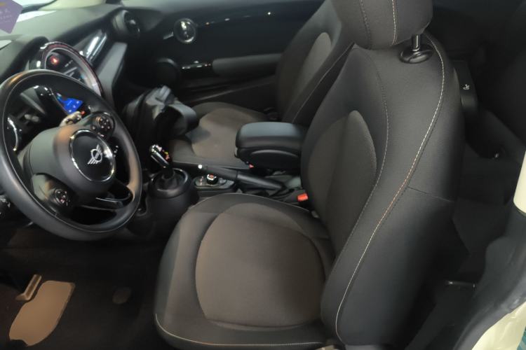 Used MINI 2018 1.5T ONE PLUS Left Front Seat