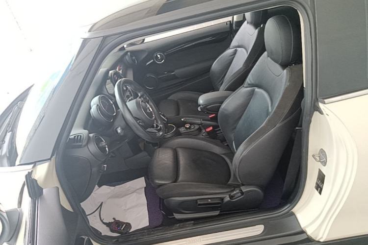 Used MINI 2018 1.5T COOPER Artist Left Front Seat