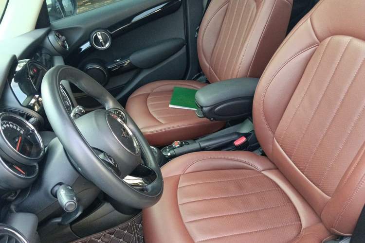 Used MINI 2018 1.5T ONE PLUS Five-Door Edition Left Front Seat