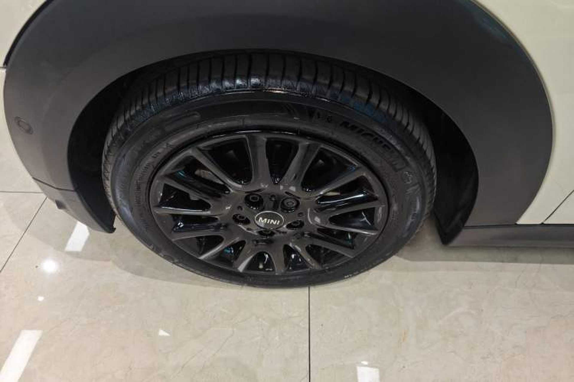 Used MINI 2018 1.5T COOPER Classic Edition Left Front Wheel Hub
