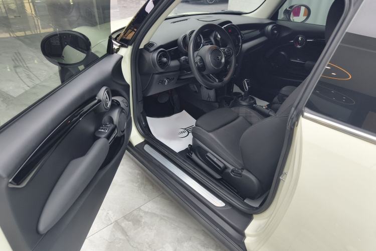 Used MINI 2018 1.5T COOPER Classic Edition Left Rear Seat