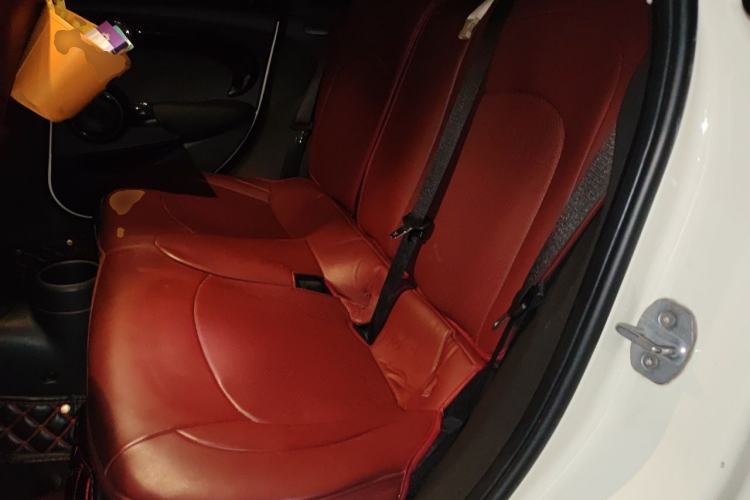 Used MINI 2018 1.5T COOPER Classic Edition Five-Door Version Left Rear Seat