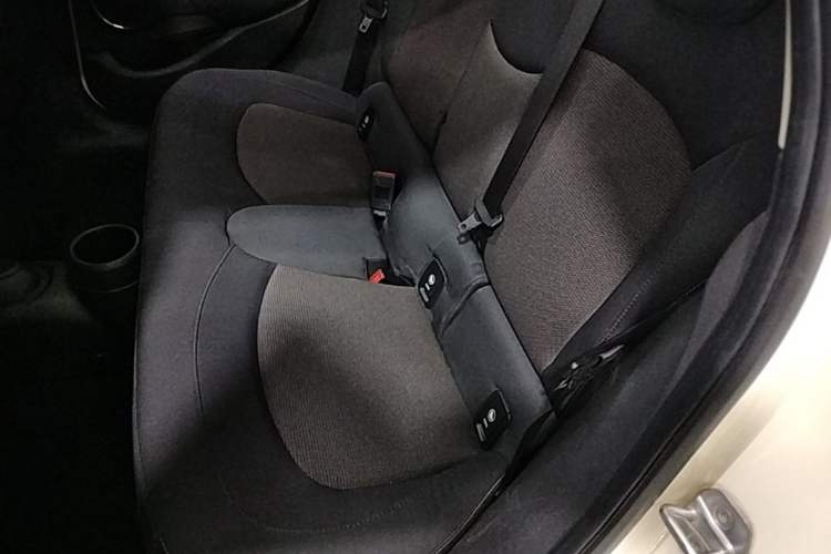 Used MINI  Left Rear Seat