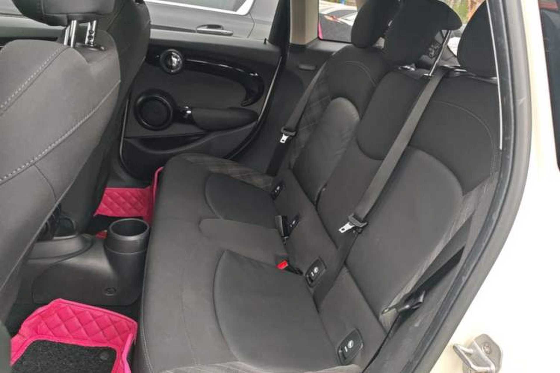 Used MINI 2018 1.5T COOPER Classic Edition Five-Door Version Left Rear Seat