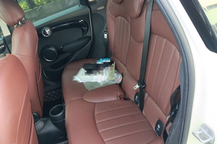 Used MINI 2018 1.5T ONE PLUS Five-Door Edition Left Rear Seat