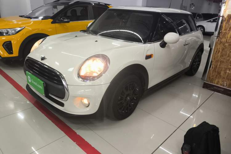 Used MINI 2018 1.5T ONE PLUS Left Side