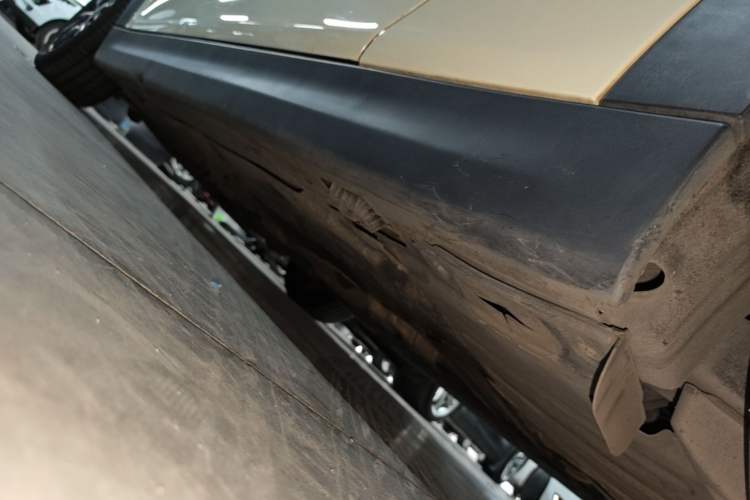 Used MINI 2018 1.5T ONE PLUS Left Side Sill