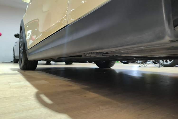 Used MINI 2018 1.5T COOPER Classic Edition Left Side Sill