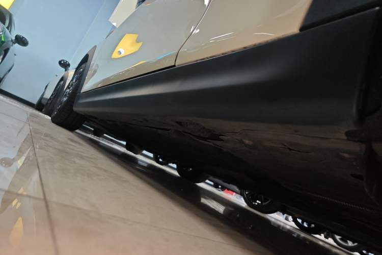 Used MINI 2018 1.5T ONE PLUS Left Side Sill