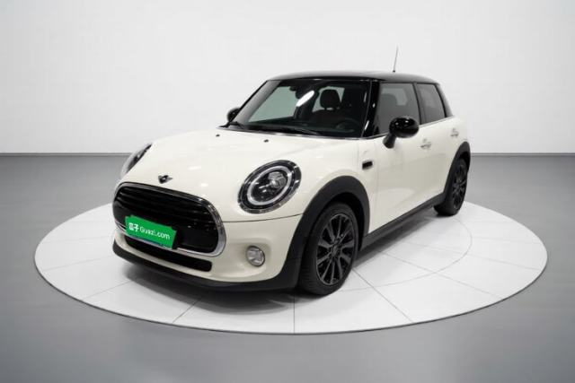 Ojetý MINI 2018 1.5T COOPER Classic Edition Five-Door Version