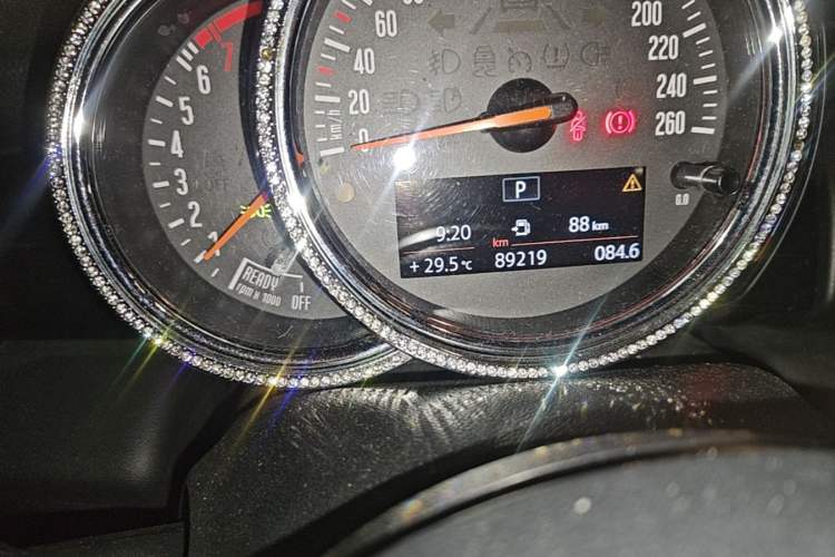 Used MINI 2018 1.5T ONE PLUS Odometer Close Up