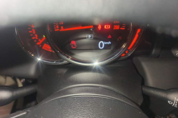 Used MINI 2018 1.5T COOPER Classic Edition Five-Door Version Odometer Close Up