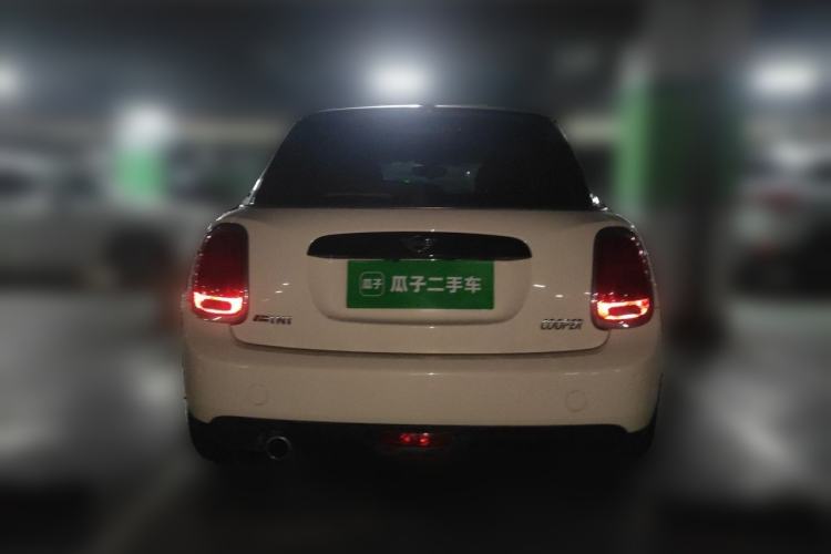 Used MINI 2018 1.5T COOPER Classic Edition Five-Door Version Rear