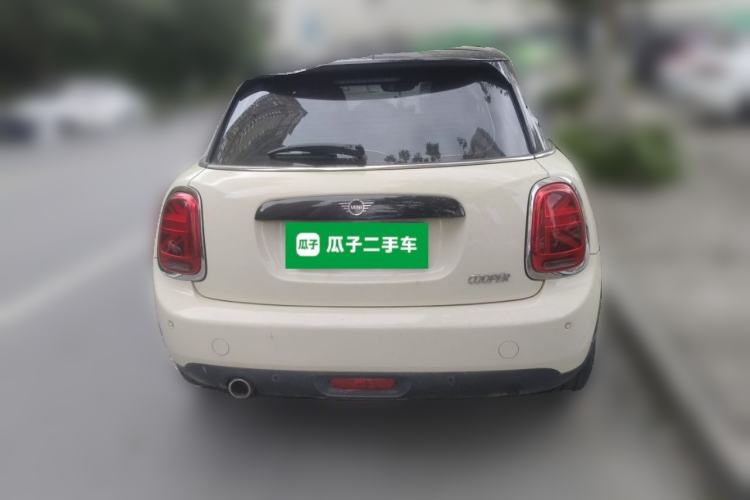 Used MINI 2018 1.5T COOPER Classic Edition Five-Door Version Rear