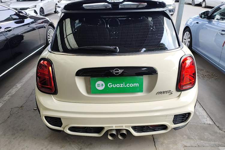 Used MINI 2018 1.5T COOPER Classic Edition Rear