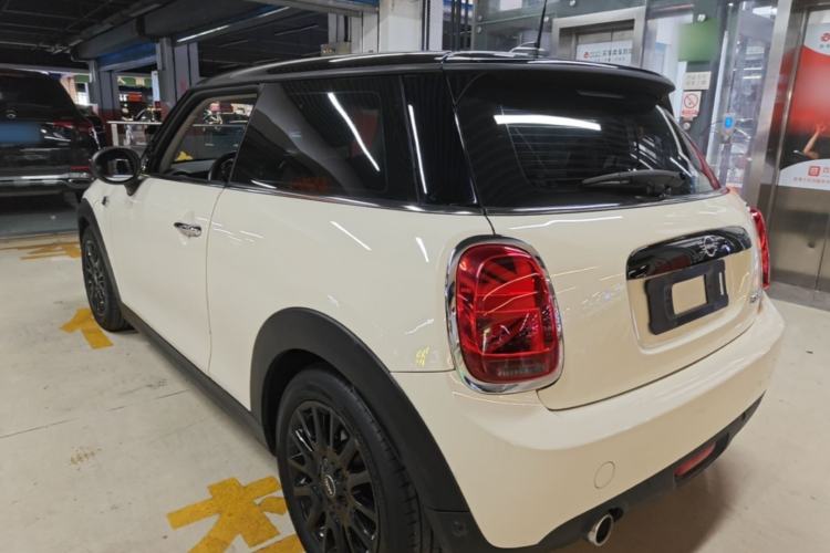 Used MINI 2018 1.5T COOPER Classic Edition Rear Left 45 Deg