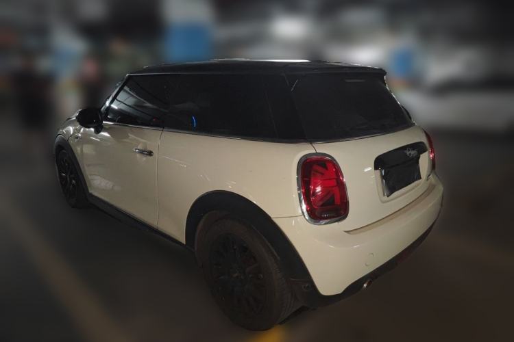 Used MINI 2018 1.5T COOPER Classic Edition Rear Left 45 Deg