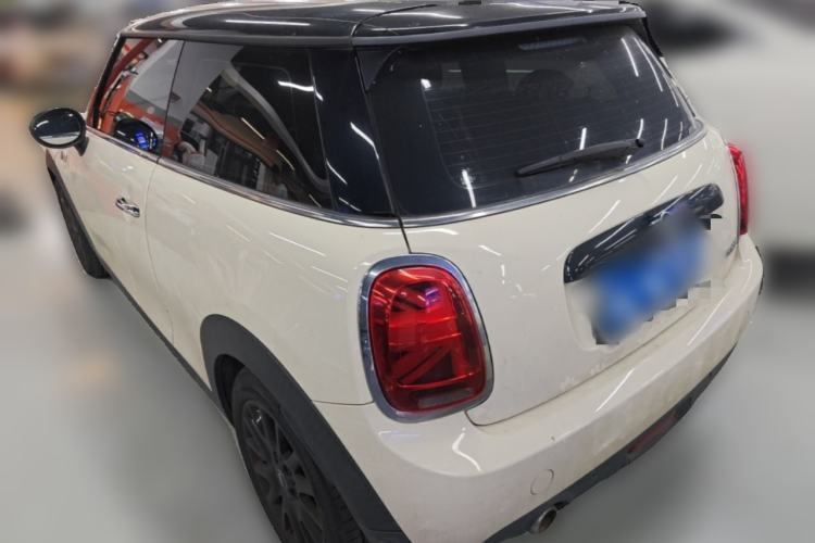 Used MINI 2018 1.5T COOPER Classic Edition Rear Left 45 Deg