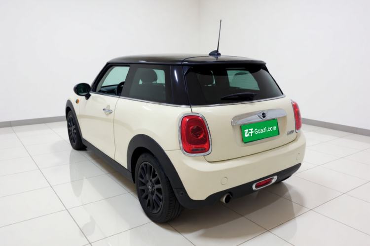 Used MINI 2018 1.5T COOPER Classic Edition Rear Left 45 Deg