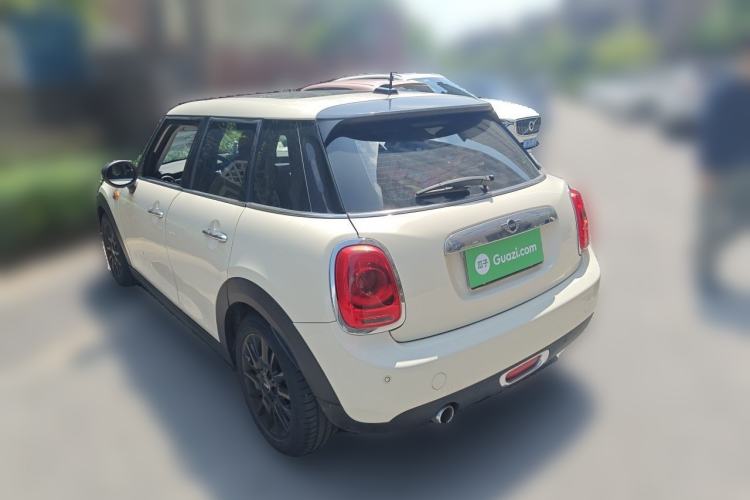 Used MINI 2018 1.5T ONE PLUS Five-Door Edition Rear Left 45 Deg