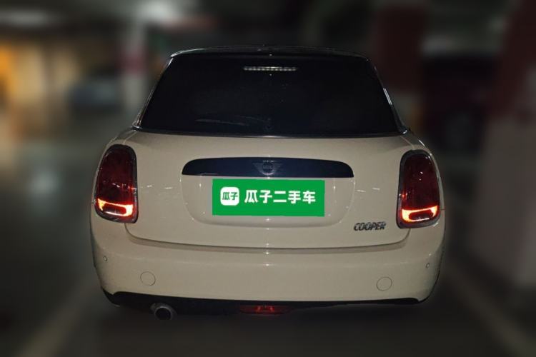 Used MINI 2018 1.5T COOPER Classic Edition Five-Door Version Rear