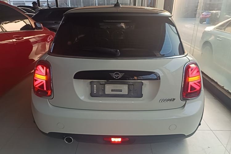Used MINI 2018 1.5T COOPER Classic Edition Rear