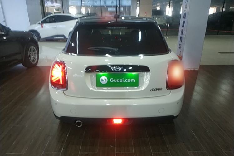 Used MINI 2018 1.5T COOPER Classic Edition Five-Door Version Rear