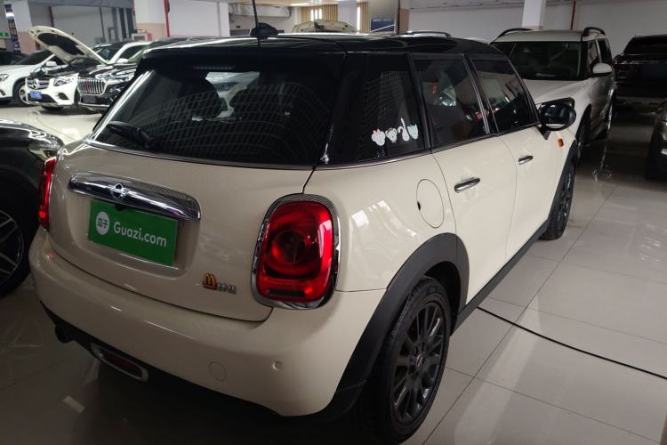 Used MINI 2018 1.5T ONE PLUS Five-Door Edition Rear Right 45 Deg