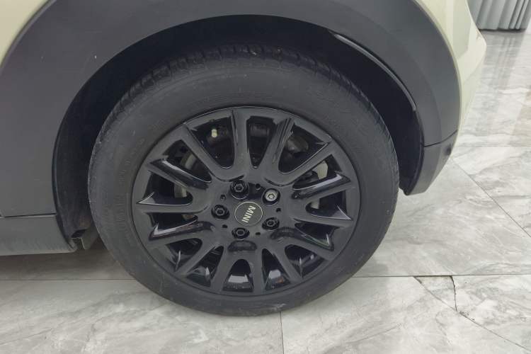Used MINI 2018 1.5T COOPER Classic Edition Rear Right 45 Deg