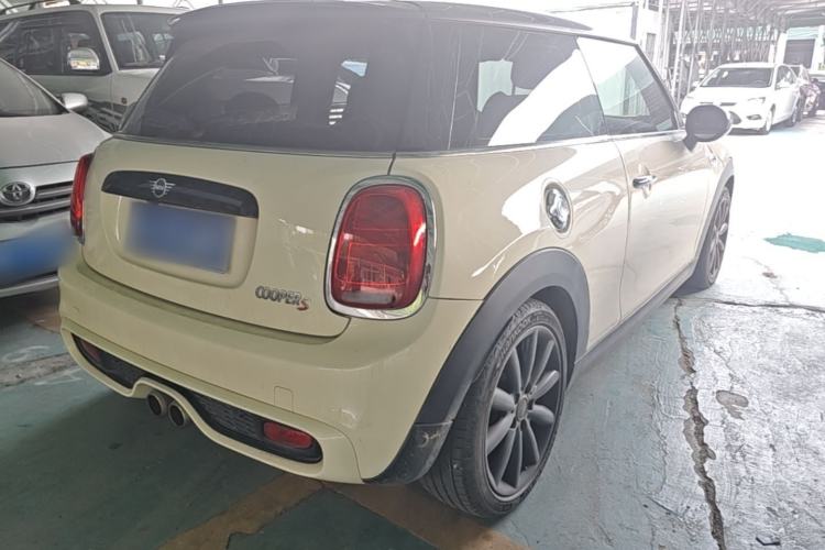 Used MINI 2018 2.0T COOPER S Classic Edition Rear Right 45 Deg