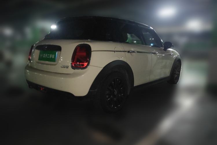 Used MINI 2018 1.5T COOPER Classic Edition Five-Door Version Rear Right 45 Deg